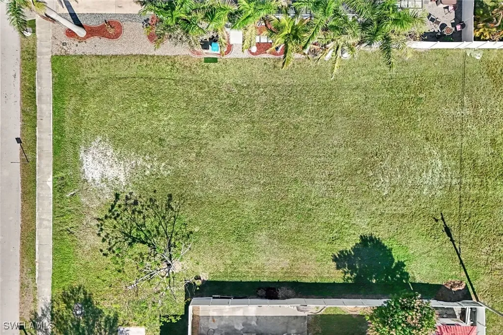 1813 Academy Boulevard Cape Coral FL 33990