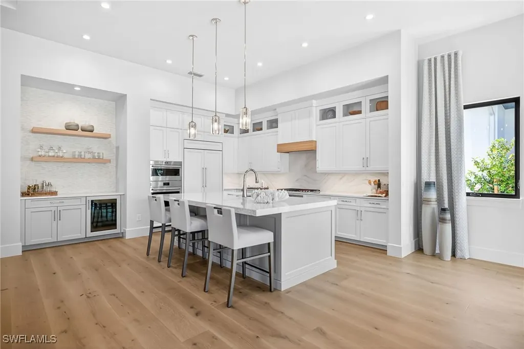 2051 Cambridge Park Drive Naples FL 34109