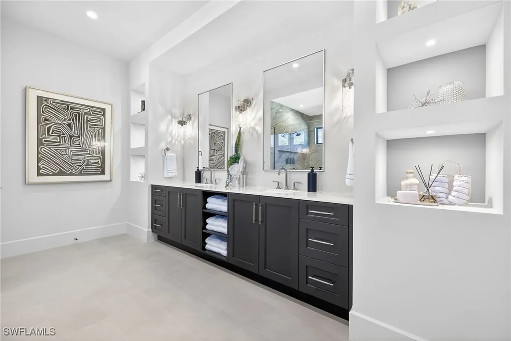 2051 Cambridge Park Drive Naples FL 34109
