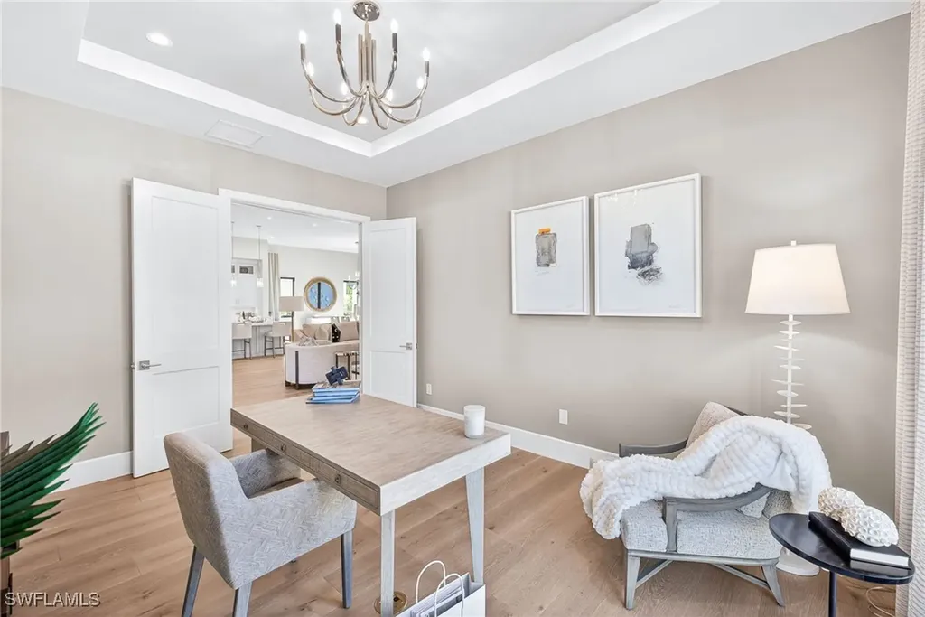 2051 Cambridge Park Drive Naples FL 34109