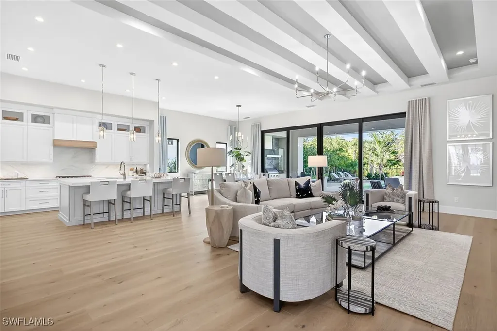 2051 Cambridge Park Drive Naples FL 34109