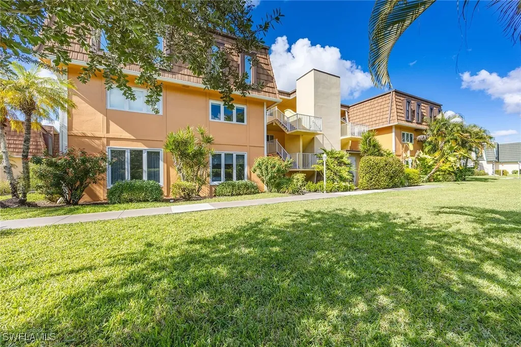 1830 Bald Eagle Drive Naples FL 34105