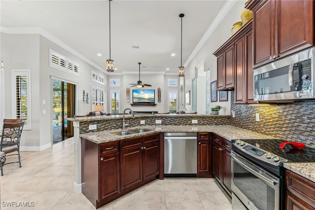 3380 Chestnut Grove Drive Alva FL 33920