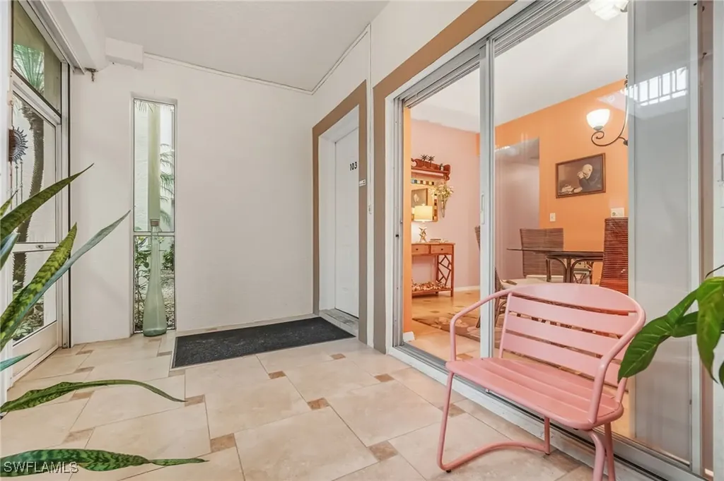 6010 Chardonnay Lane Naples FL 34119