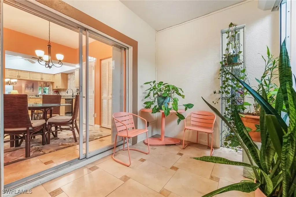 6010 Chardonnay Lane Naples FL 34119
