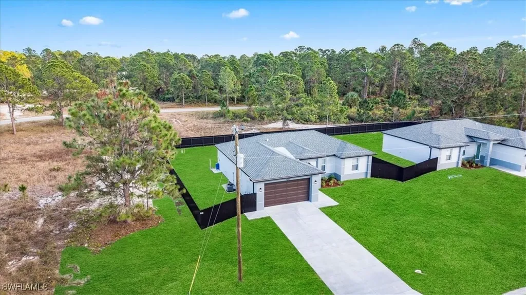 759 Silverstar Avenue S Lehigh Acres FL 33974
