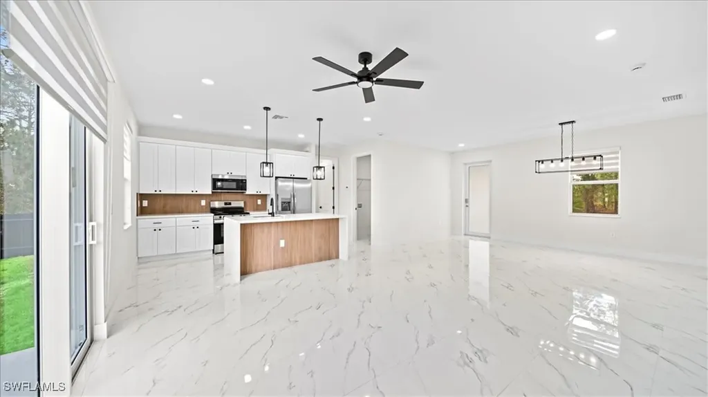 759 Silverstar Avenue S Lehigh Acres FL 33974