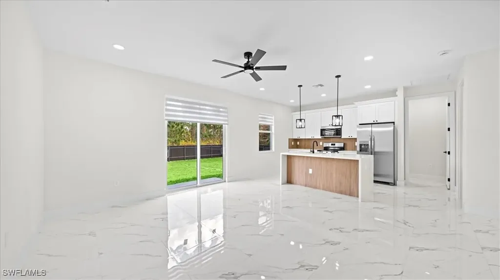 759 Silverstar Avenue S Lehigh Acres FL 33974