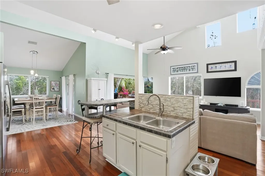 21697/699 Indian Bayou Drive Fort Myers Beach FL 33931