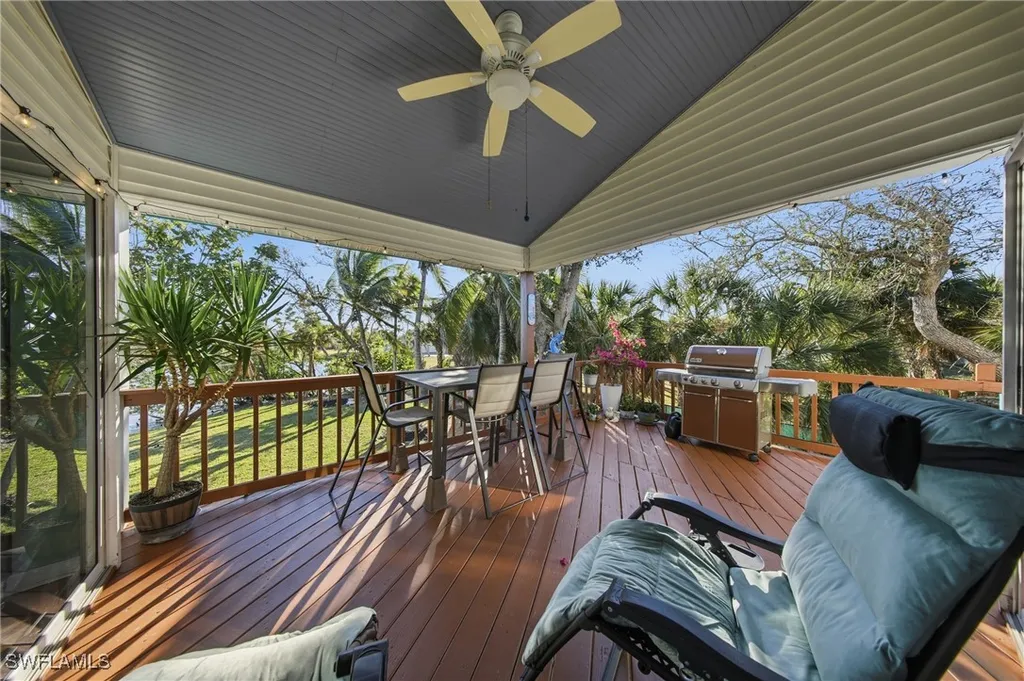 21697/699 Indian Bayou Drive Fort Myers Beach FL 33931