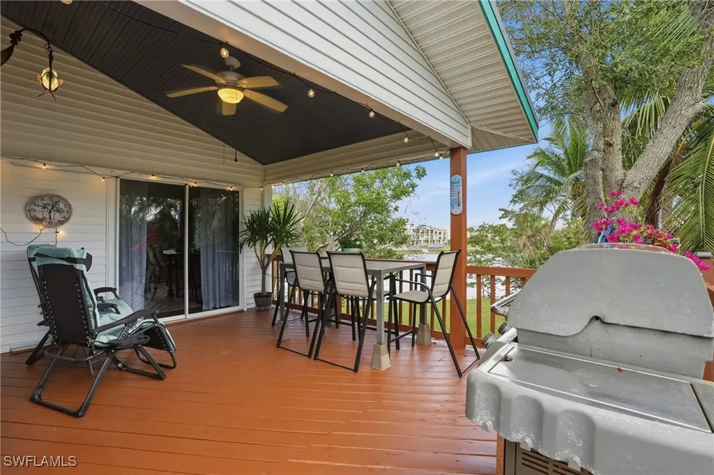 21697/699 Indian Bayou Drive Fort Myers Beach FL 33931