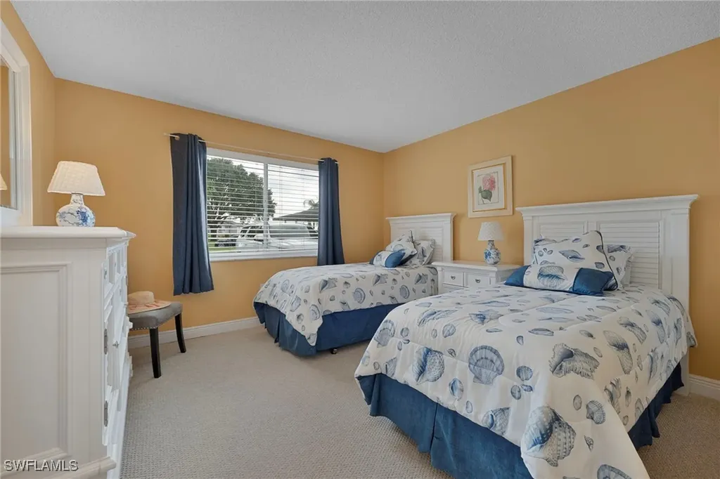 215 Cypress Way E Naples FL 34110