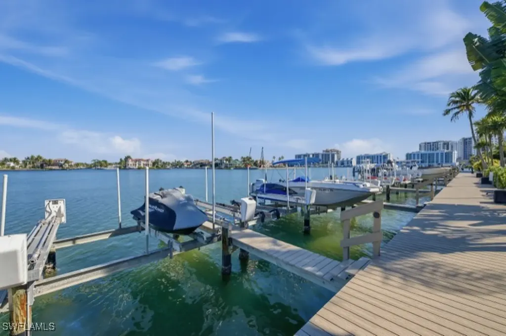 9566 Gulf Shore Drive Naples FL 34108