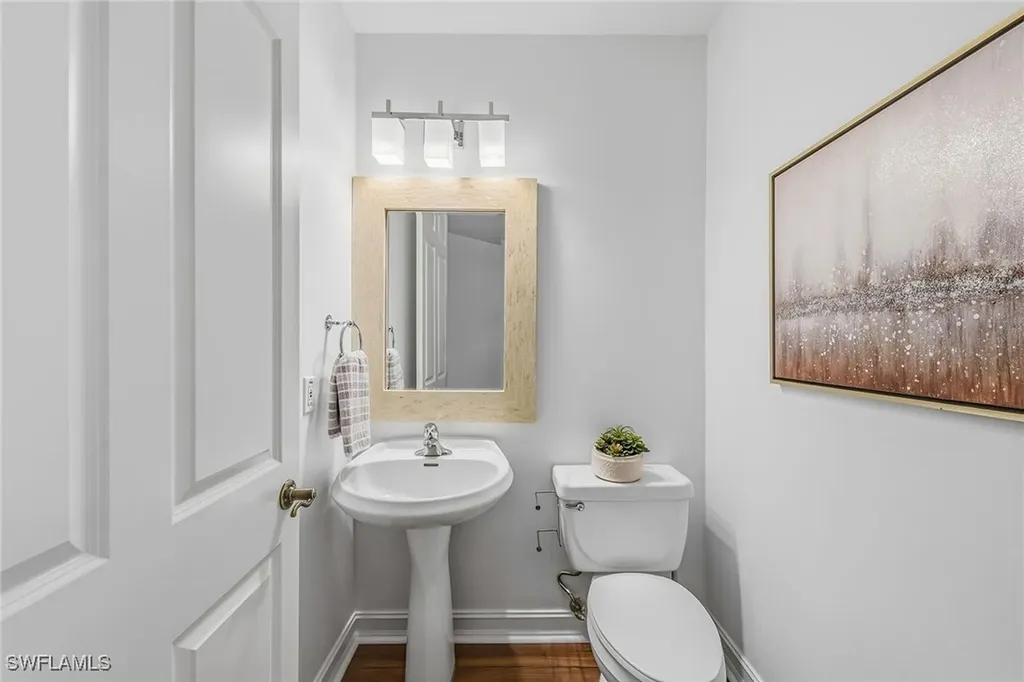 9566 Gulf Shore Drive Naples FL 34108