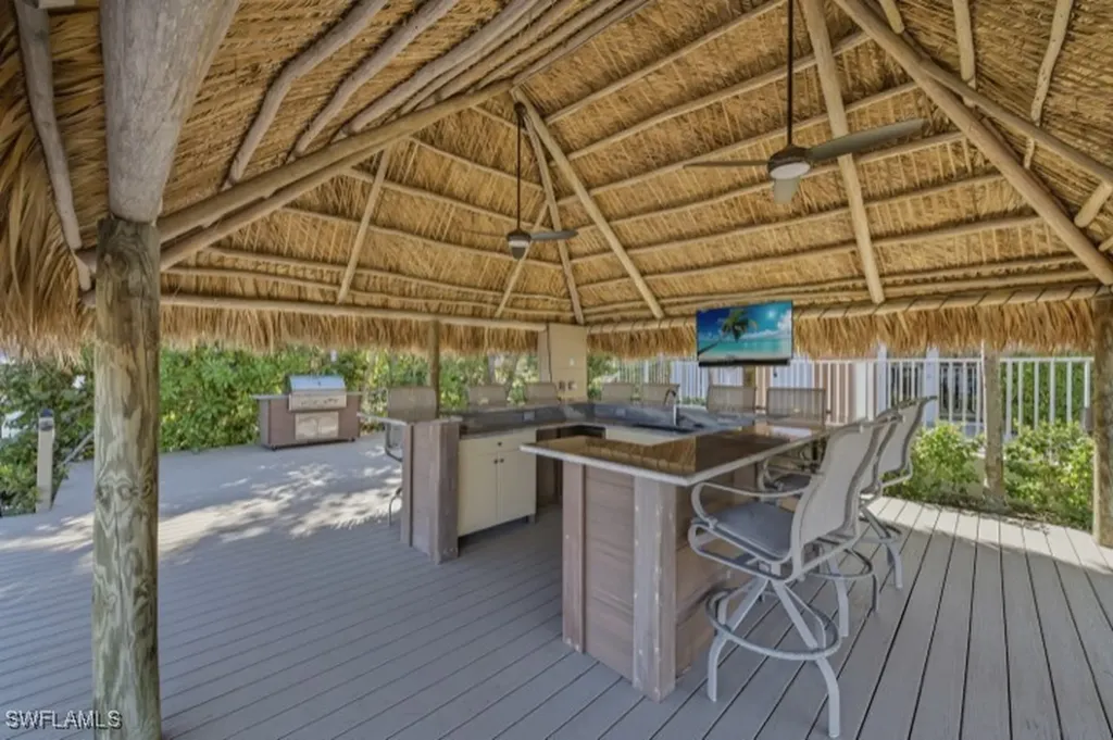 9566 Gulf Shore Drive Naples FL 34108