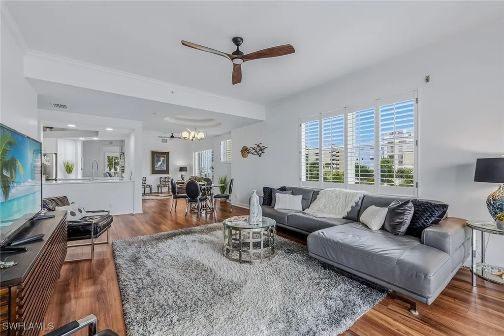 9566 Gulf Shore Drive Naples FL 34108