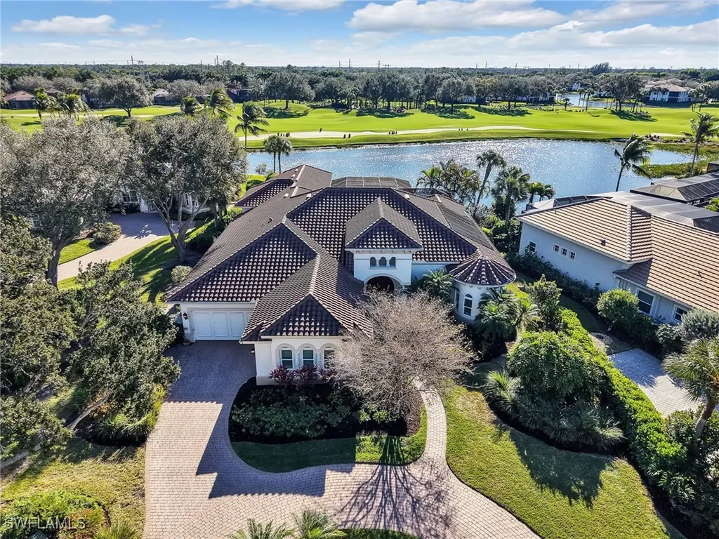 Naples FL, 2984 Saint Barnabas Court