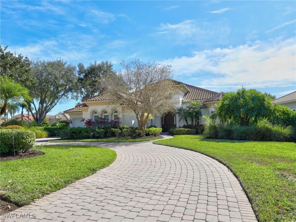 2984 Saint Barnabas Court Naples FL 34105