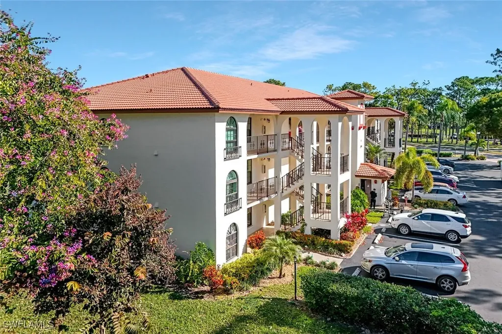 601 Augusta Boulevard Naples FL 34113