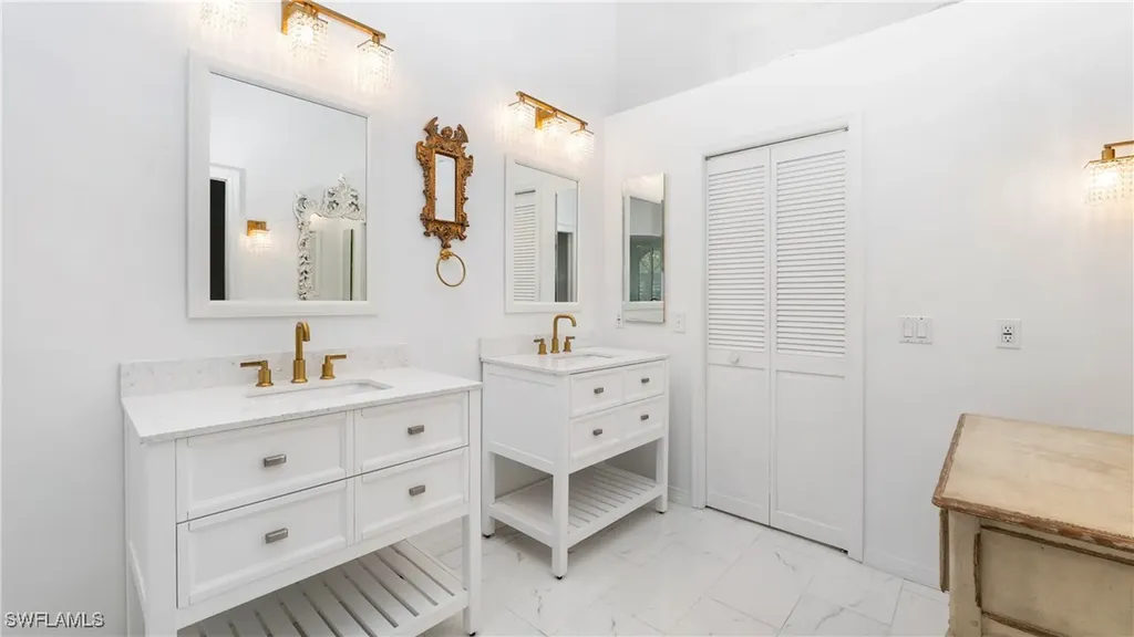 252 Via Perignon Naples FL 34119