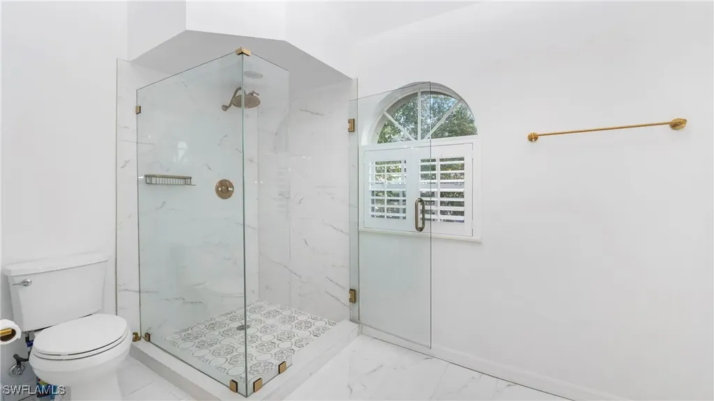 252 Via Perignon Naples FL 34119