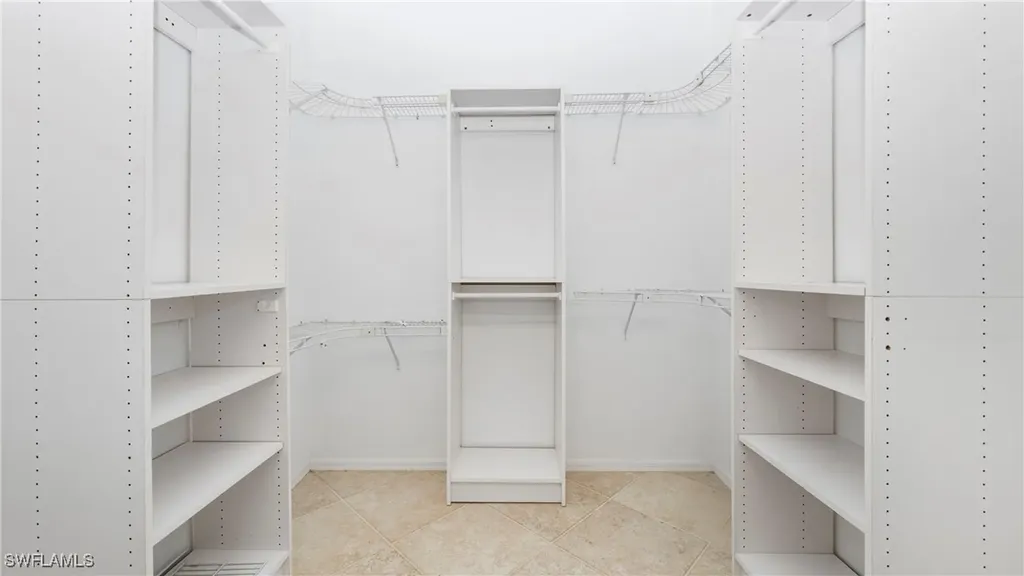 252 Via Perignon Naples FL 34119