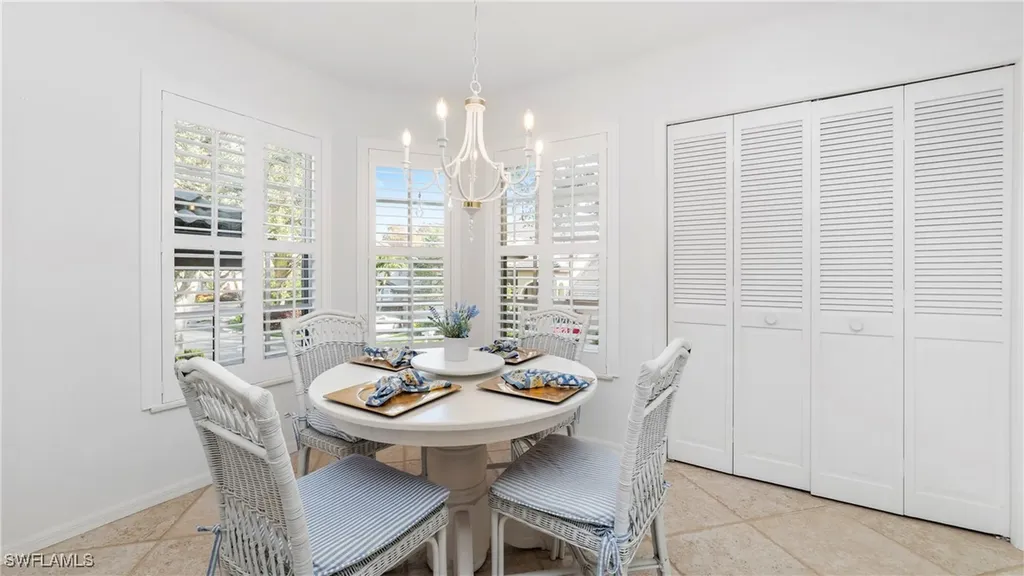 252 Via Perignon Naples FL 34119