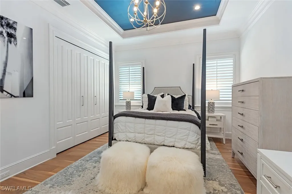 140 3rd Avenue S Naples FL 34102