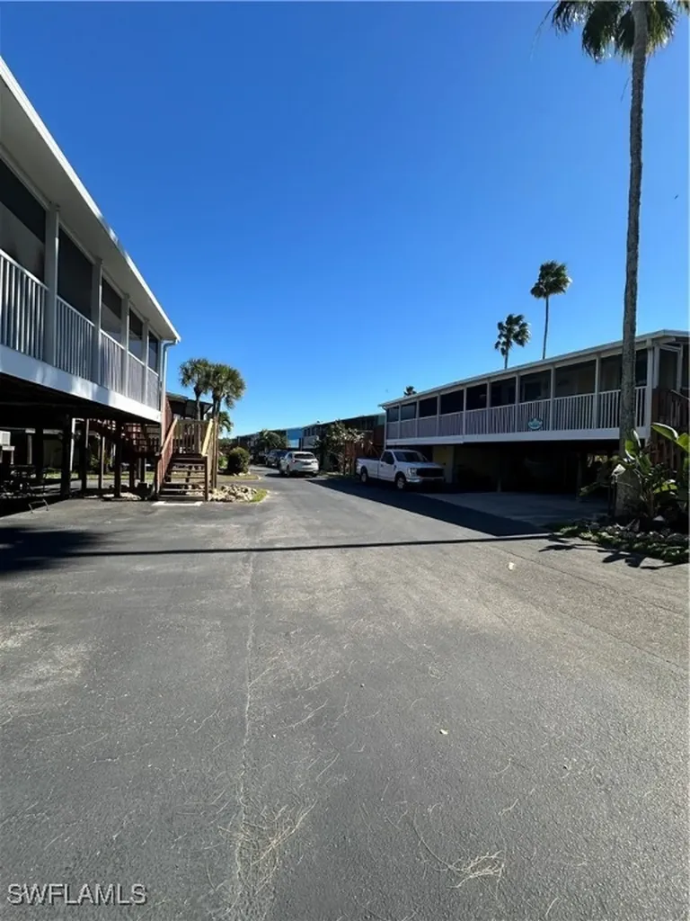 202 Broadway Avenue E Everglades City FL 34139
