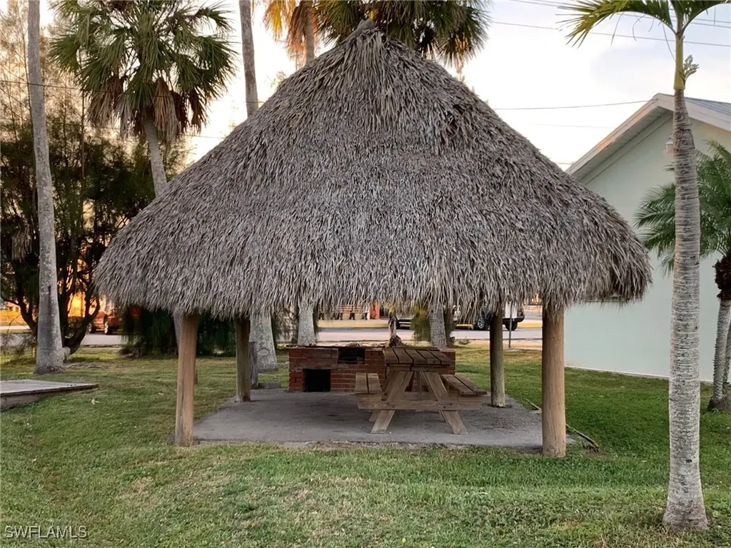 202 Broadway Avenue E Everglades City FL 34139