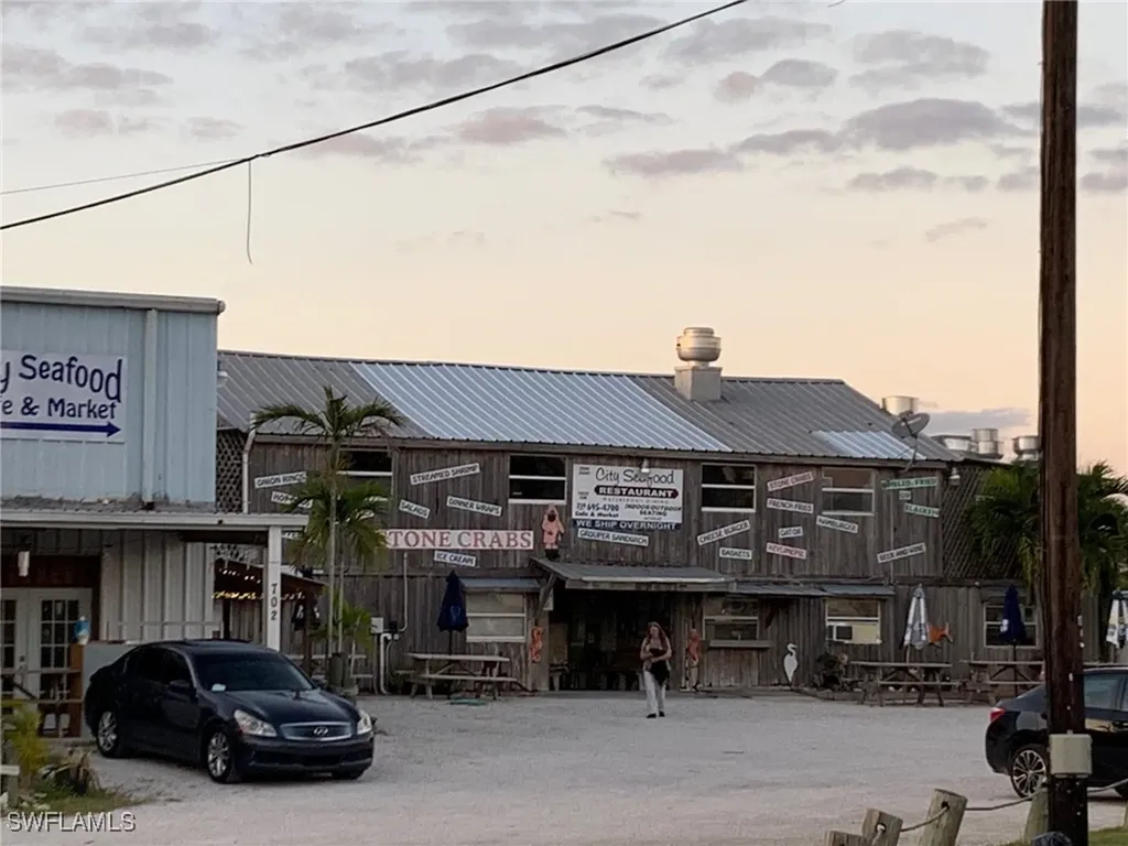202 Broadway Avenue E Everglades City FL 34139