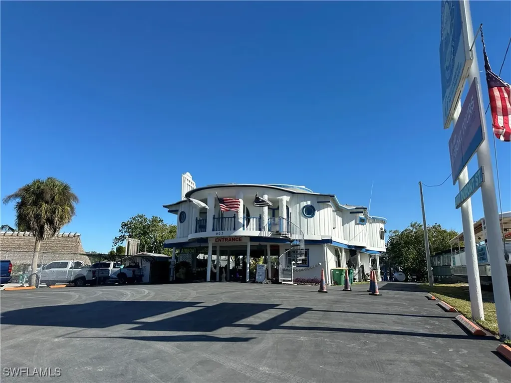 202 Broadway Avenue E Everglades City FL 34139
