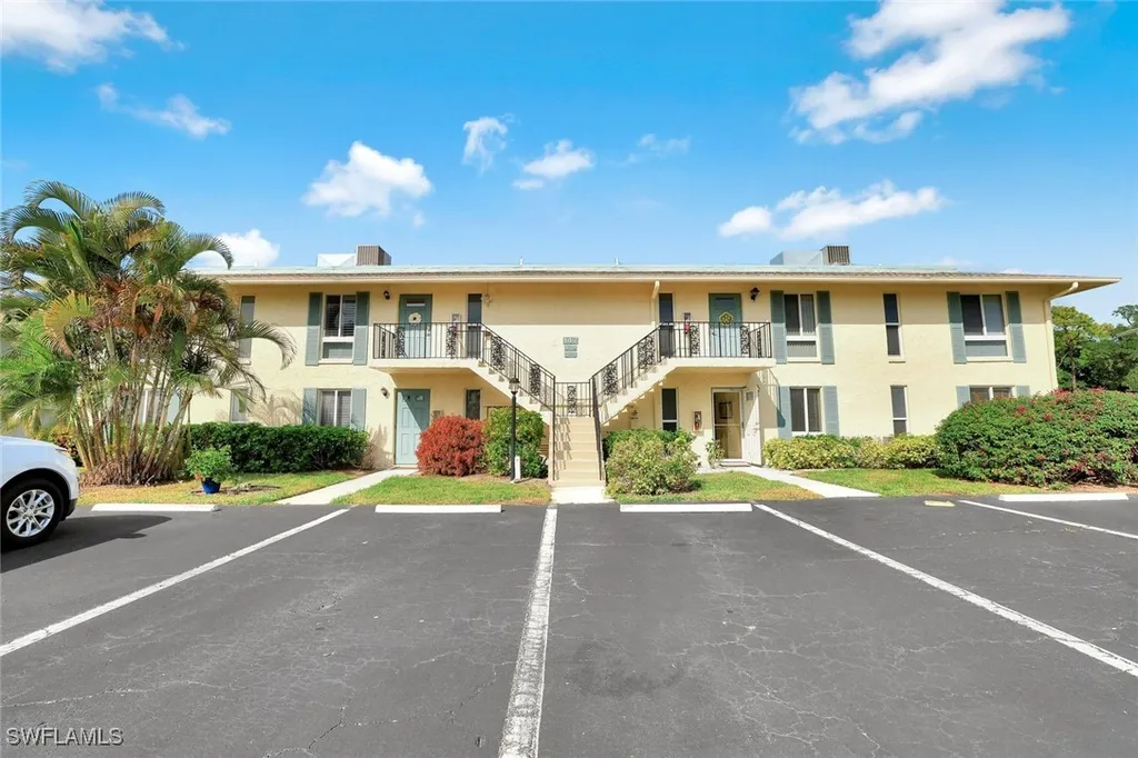 147 Harrison Road Naples FL 34112