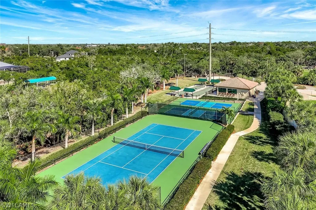 18530 Sandalwood Pointe Fort Myers FL 33908