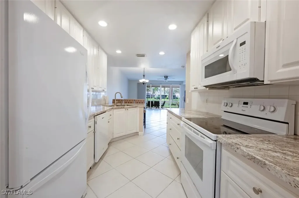 5417 Cove Circle Naples FL 34119