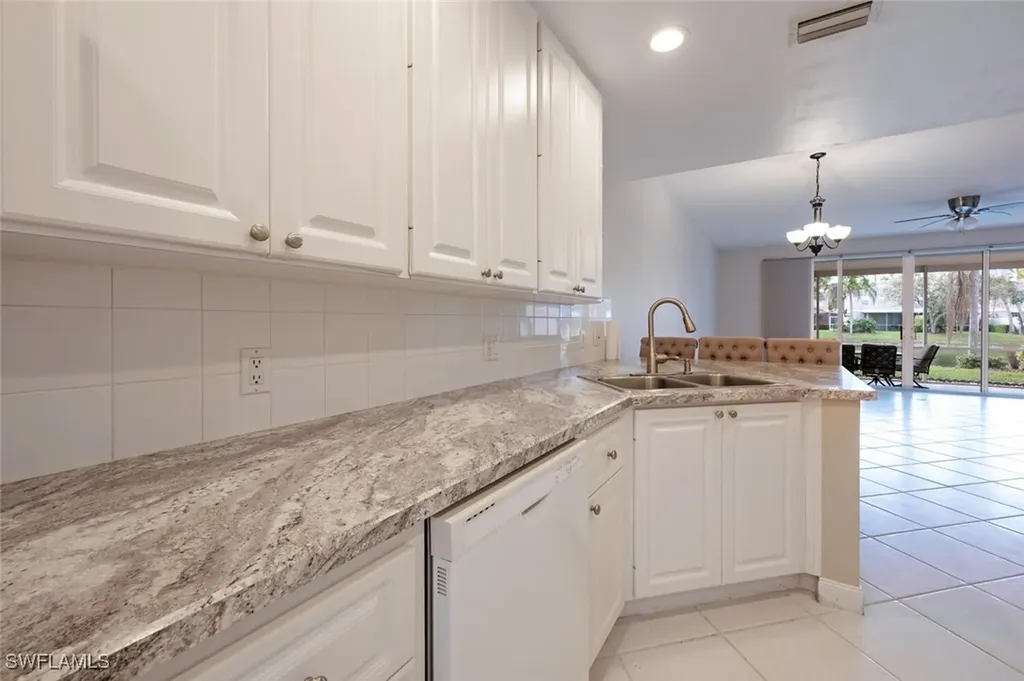 5417 Cove Circle Naples FL 34119