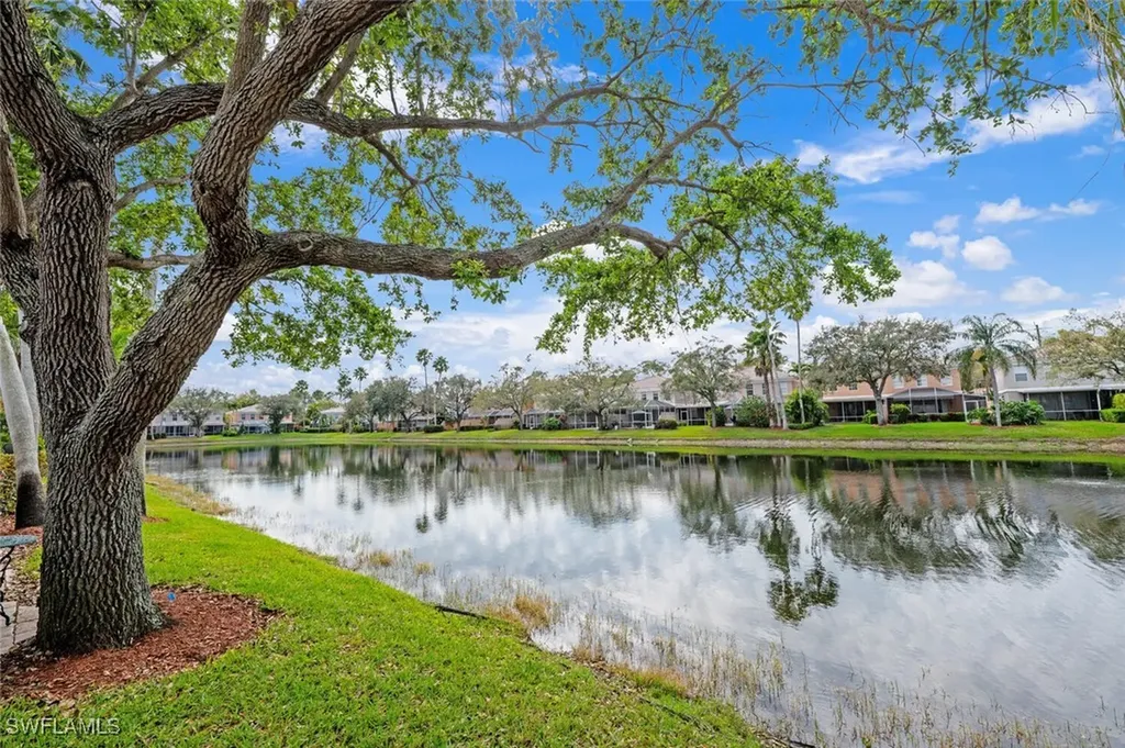 5417 Cove Circle Naples FL 34119