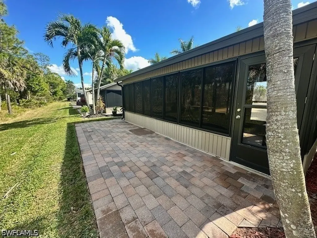 1292 Diamond Lake Circle Naples FL 34114