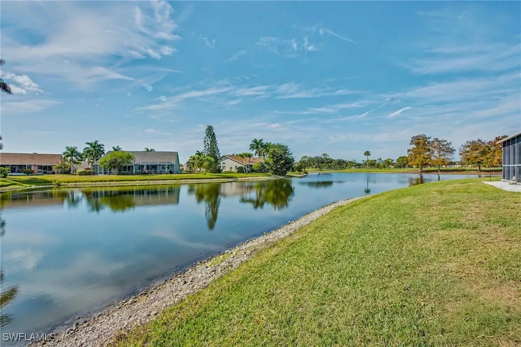 110 Tanglewood Court Naples FL 34113