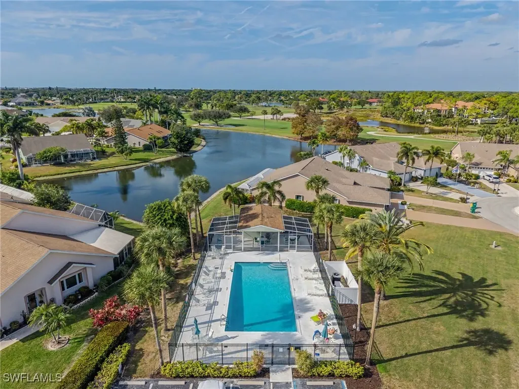 110 Tanglewood Court Naples FL 34113