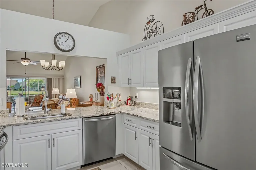 110 Tanglewood Court Naples FL 34113