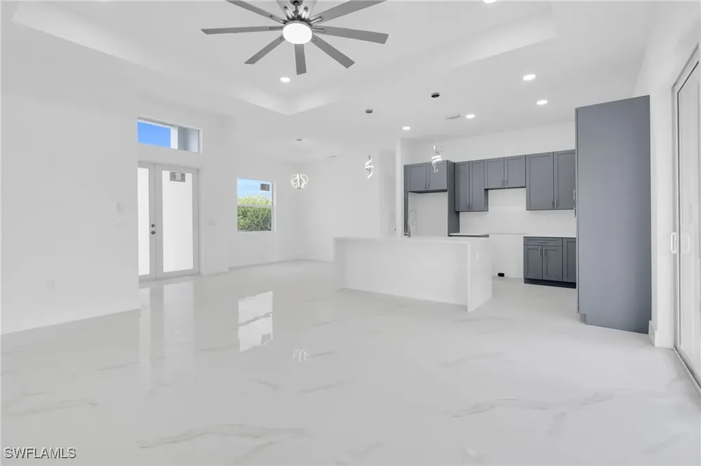 823 Hoosier Street E Lehigh Acres FL 33974