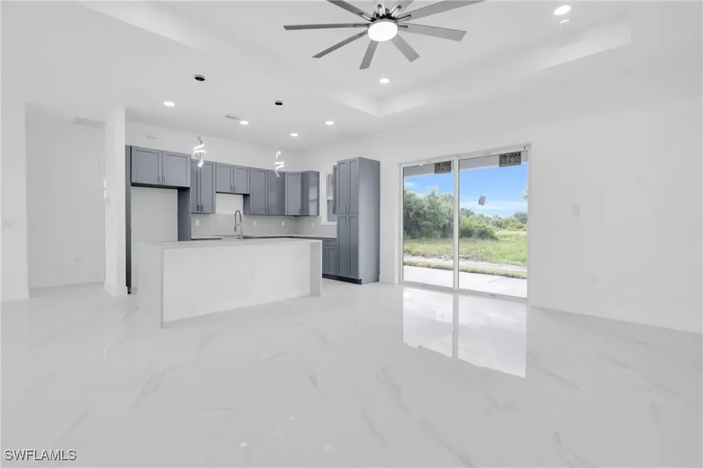 823 Hoosier Street E Lehigh Acres FL 33974