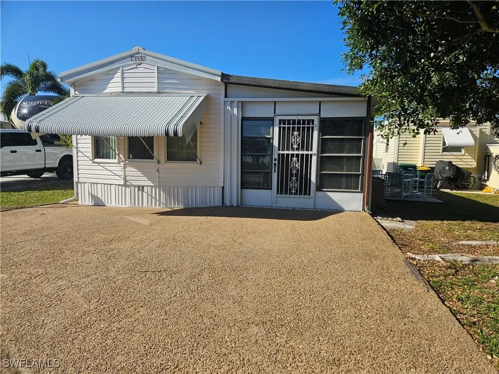 30 Pearl Drive Naples FL 34114