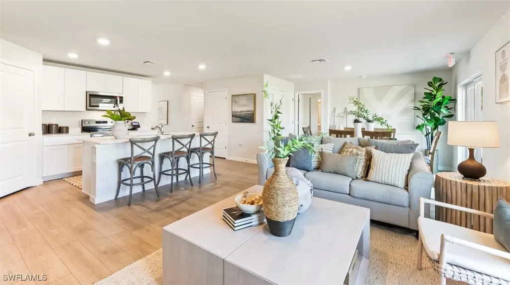 546 NW 15th Terrace Cape Coral FL 33993