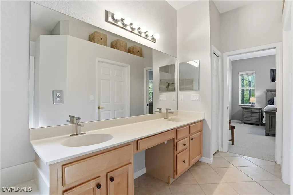 6505 Waverly Green Way Naples FL 34110