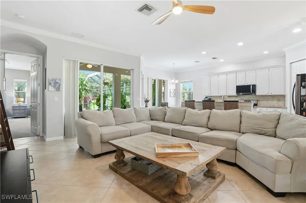 6505 Waverly Green Way Naples FL 34110