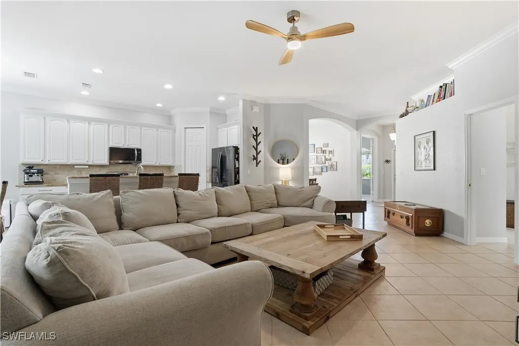 6505 Waverly Green Way Naples FL 34110