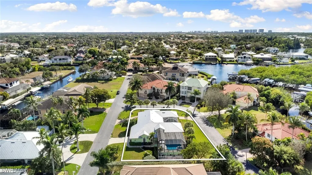 27190 Driftwood Drive Bonita Springs FL 34135