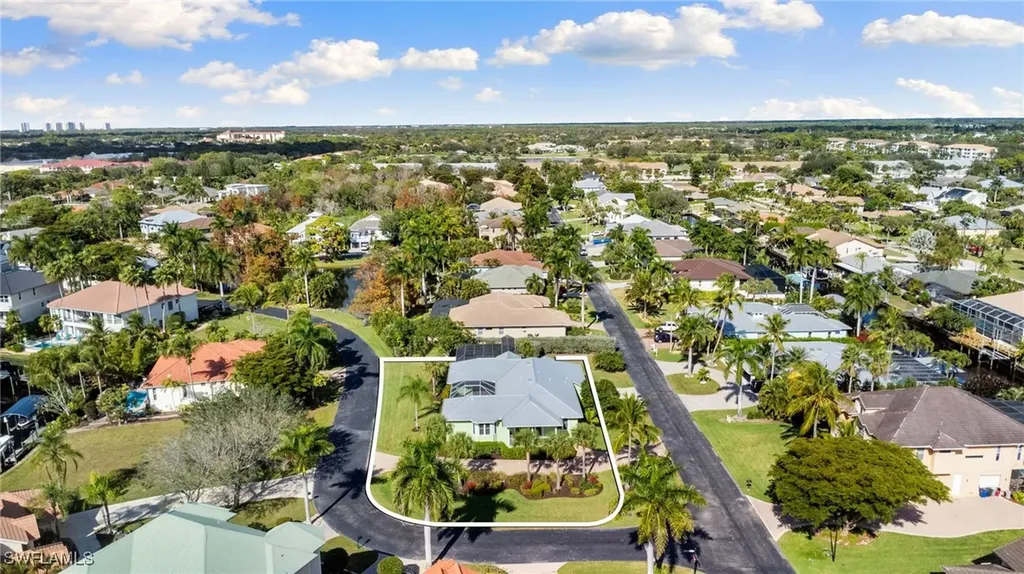 27190 Driftwood Drive Bonita Springs FL 34135